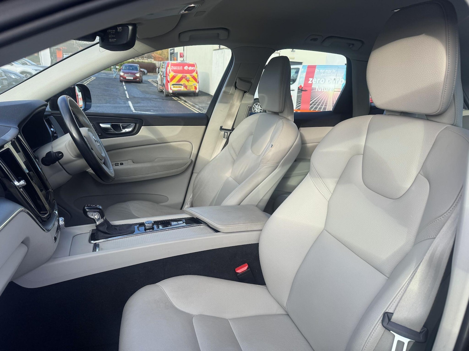 Used Volvo XC60 2018 for sale - 77067084: Photo 23