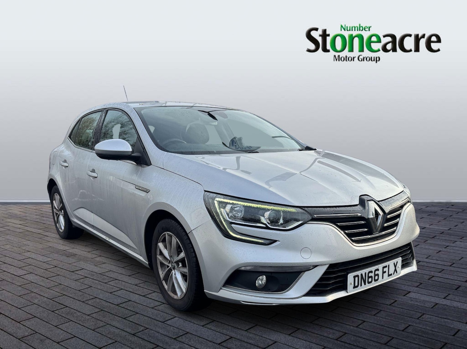 Used Renault Megane 2016 for sale - 76537680: Photo 1