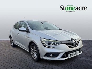 Used Renault Megane 2016 for sale - 76537680: Photo