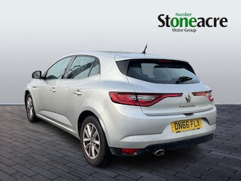 Used Renault Megane 2016 for sale - 76537680: Photo
