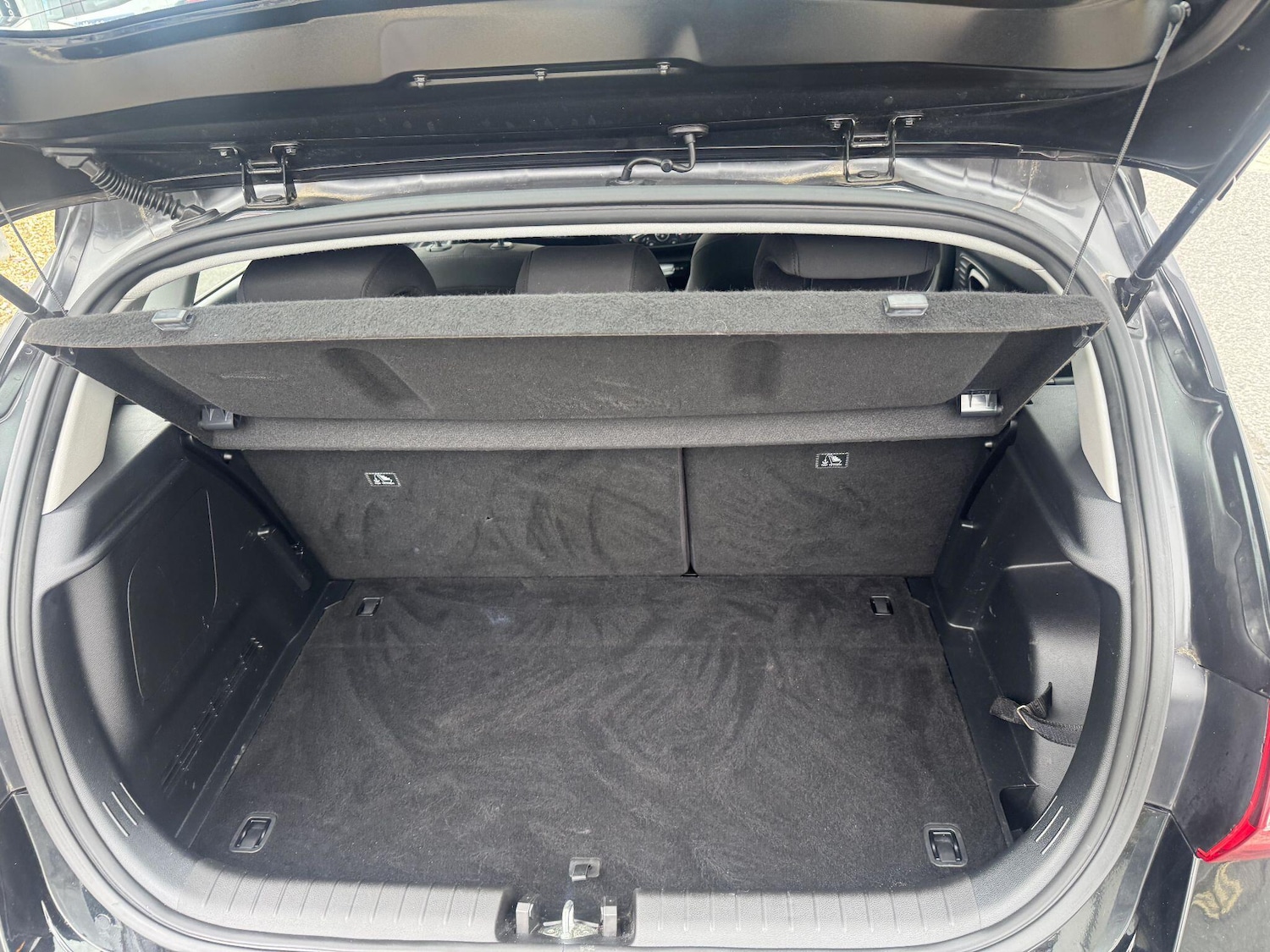 Used Hyundai i20 2022 for sale - 77738223: Photo 18