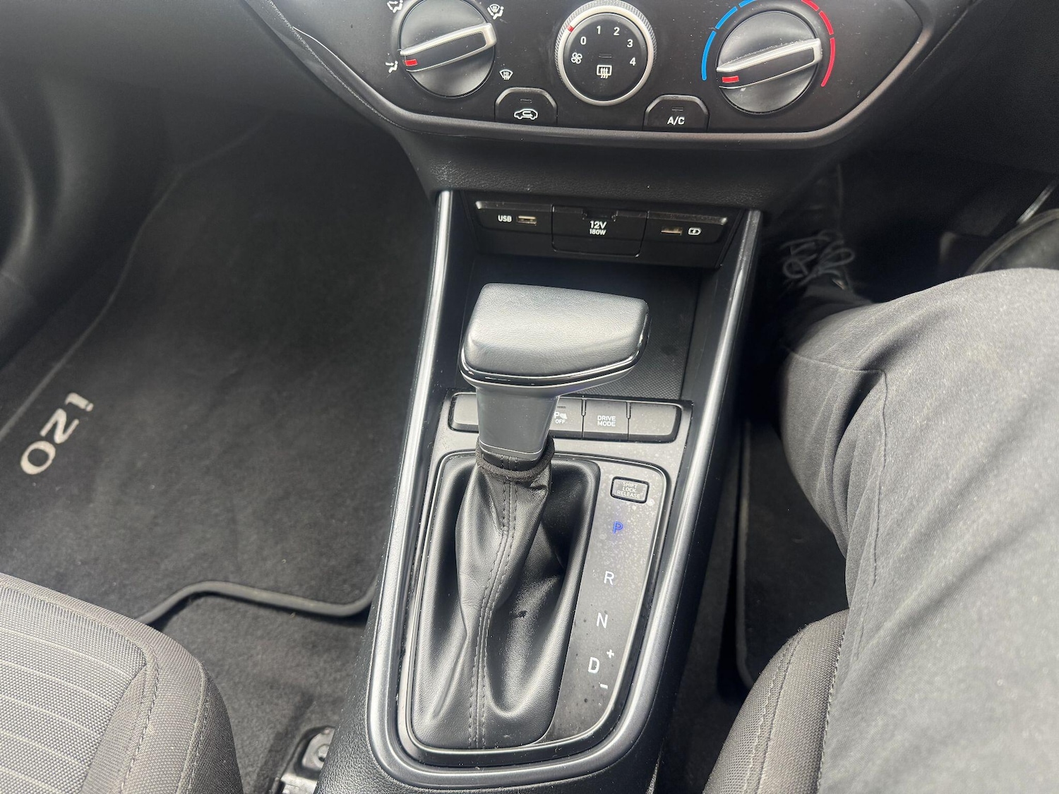 Used Hyundai i20 2022 for sale - 77738223: Photo 9