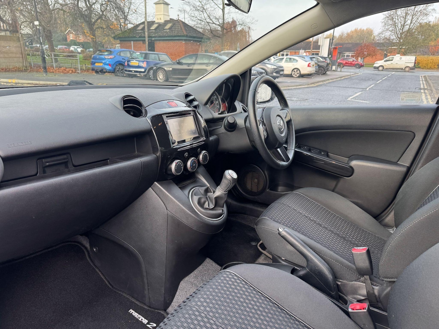 Used Mazda Mazda2 2014 for sale - 76522202: Photo 11