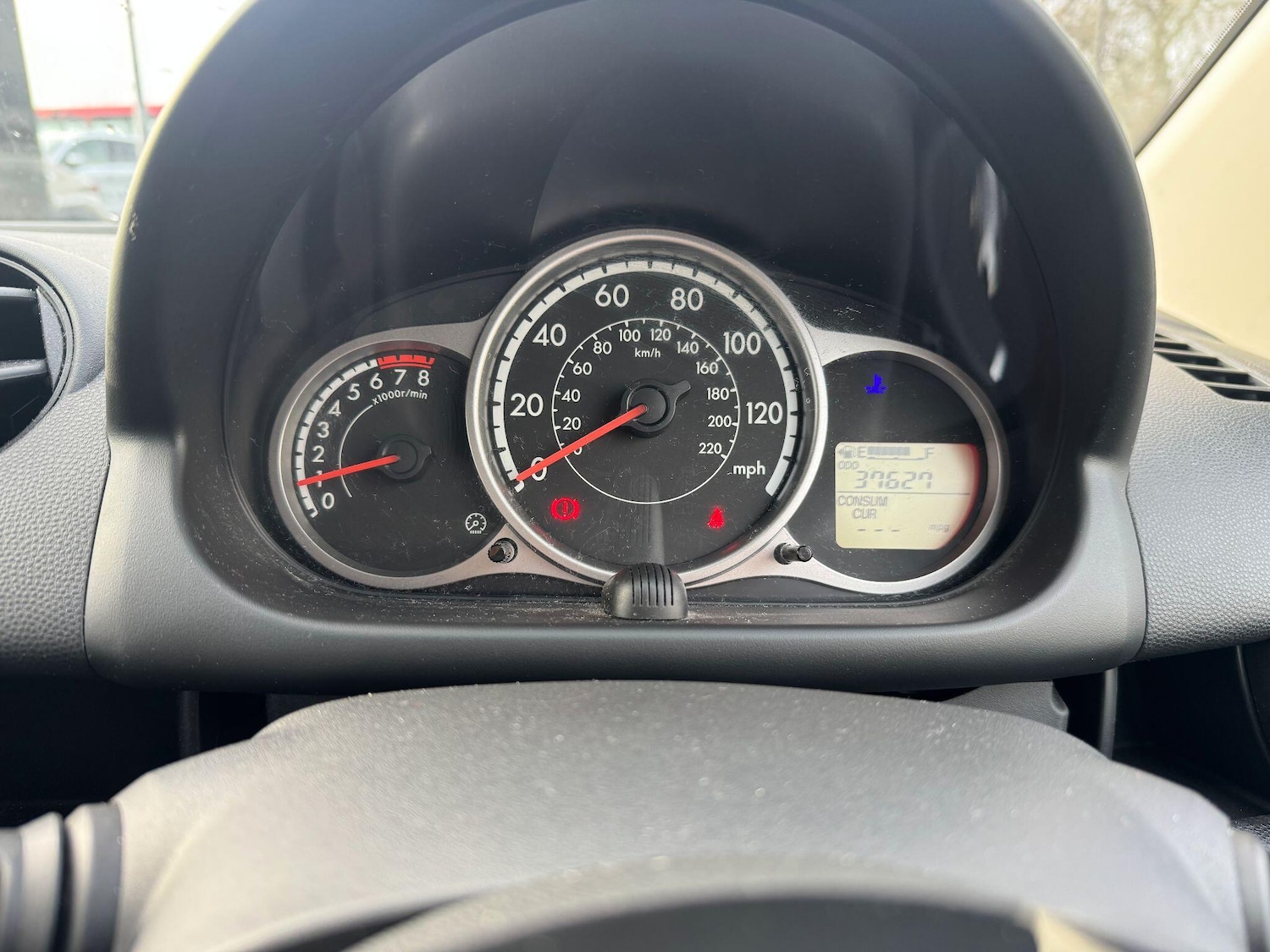 Used Mazda Mazda2 2014 for sale - 76522202: Photo 19