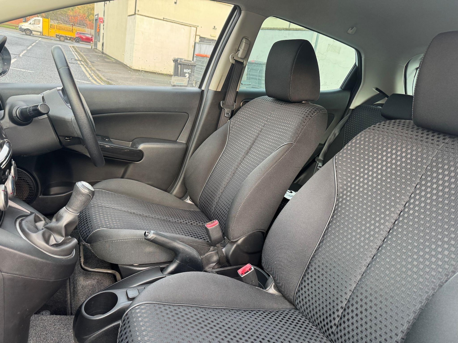 Used Mazda Mazda2 2014 for sale - 76522202: Photo 21