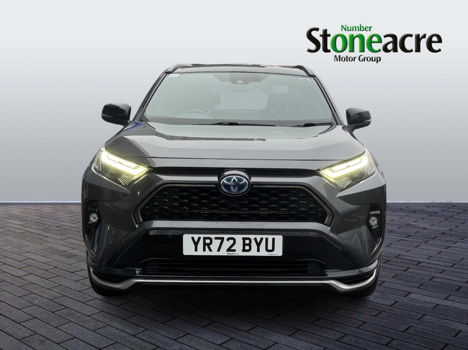 Used Toyota RAV4 2022 for sale - 77497470: Photo 2