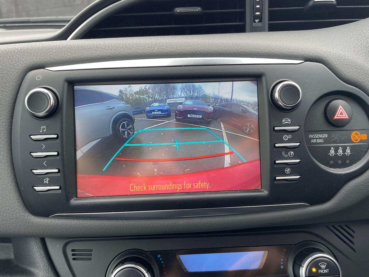 Used Toyota Yaris 2019 for sale - 76689674: Photo 14