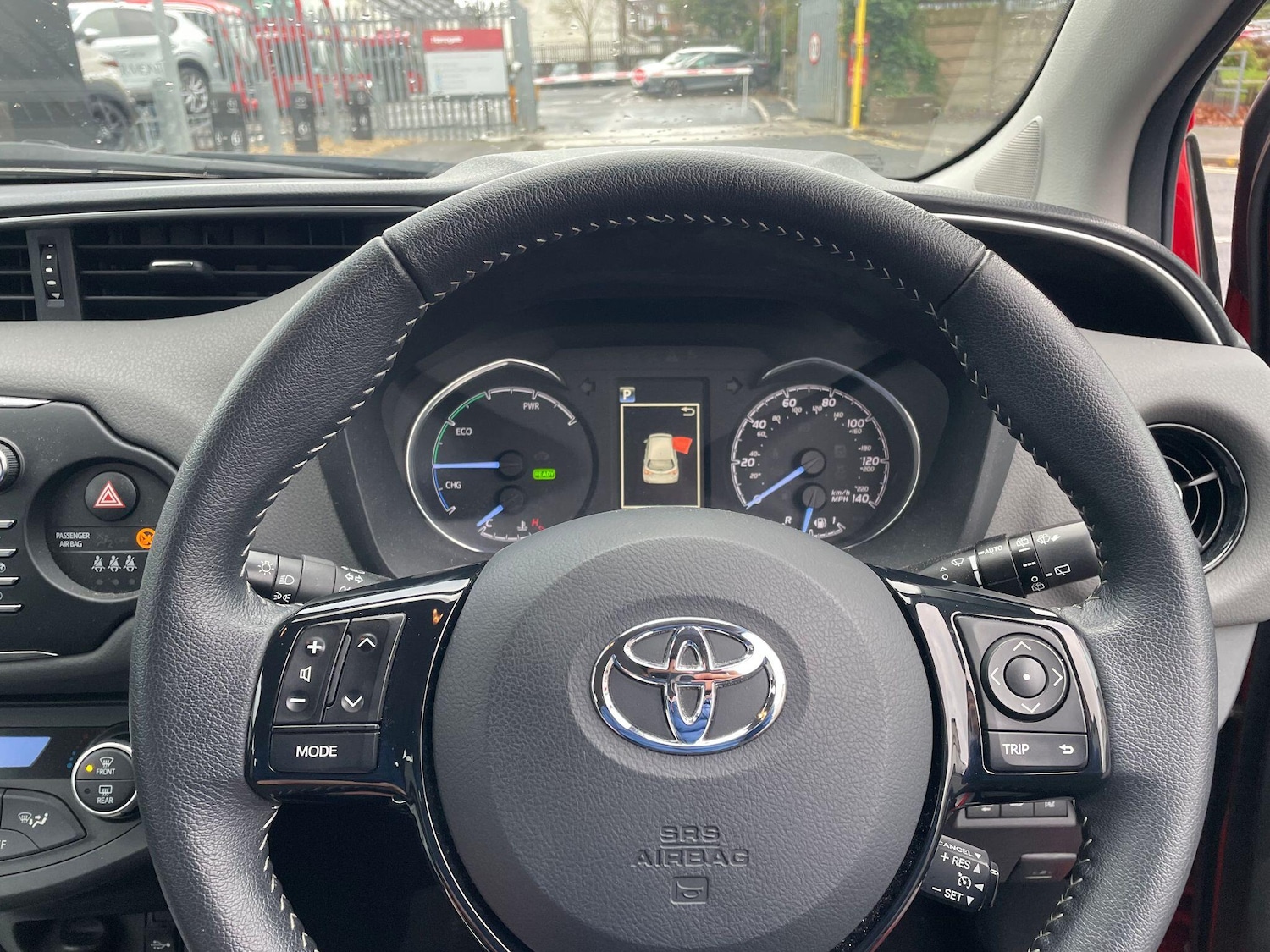 Used Toyota Yaris 2019 for sale - 76689674: Photo 16