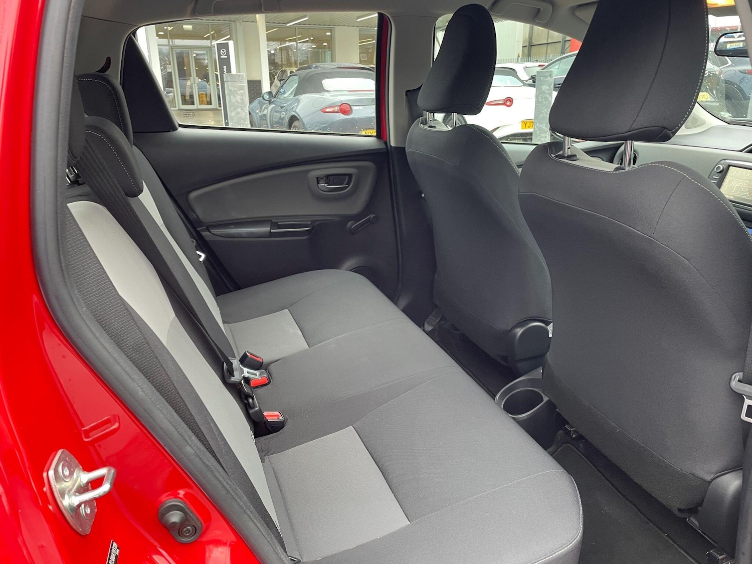 Used Toyota Yaris 2019 for sale - 76689674: Photo 21