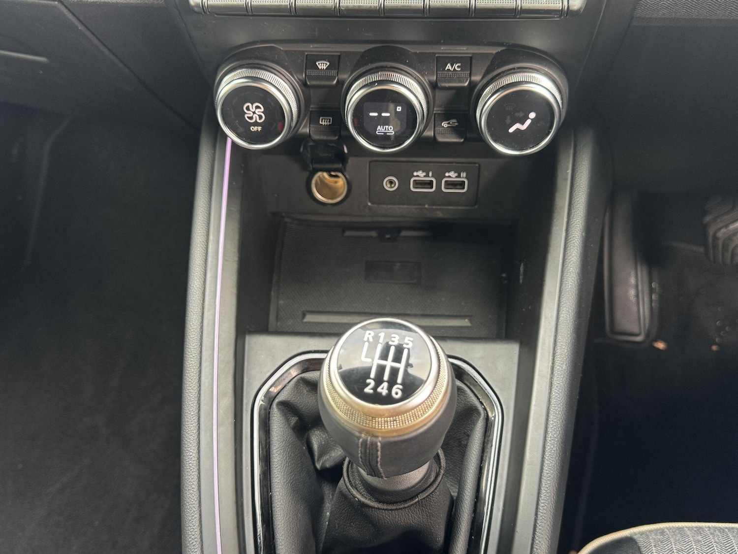 Used Renault Clio 2024 for sale - 77710159: Photo 10