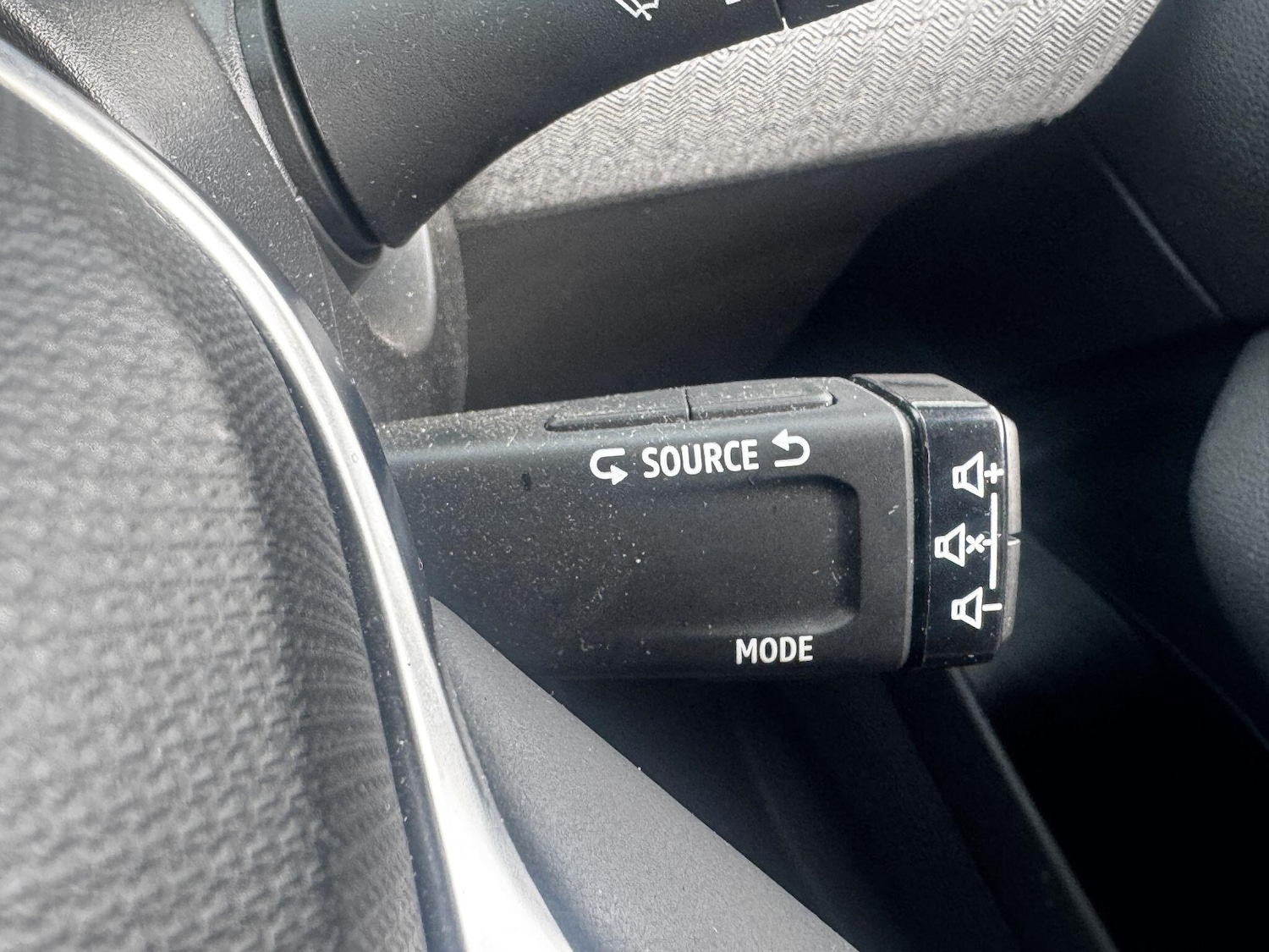 Used Renault Clio 2024 for sale - 77710159: Photo 15