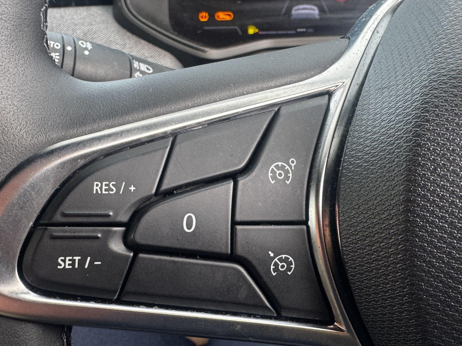 Used Renault Clio 2024 for sale - 77710159: Photo 16