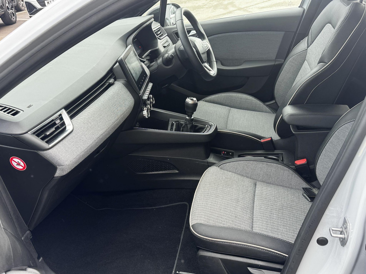 Used Renault Clio 2024 for sale - 77710159: Photo 23