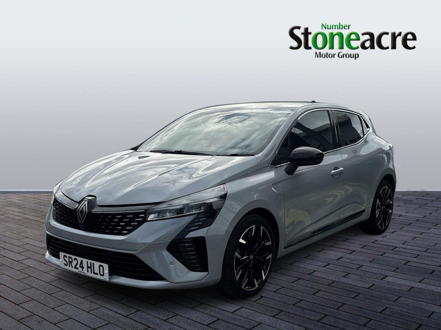 Used Renault Clio 2024 for sale - 77710159: Photo 3