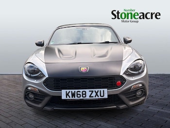 Used Abarth 124 Spider 2019 for sale - 79411894: Photo