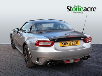 Used Abarth 124 Spider 2019 for sale - 79411894: Photo