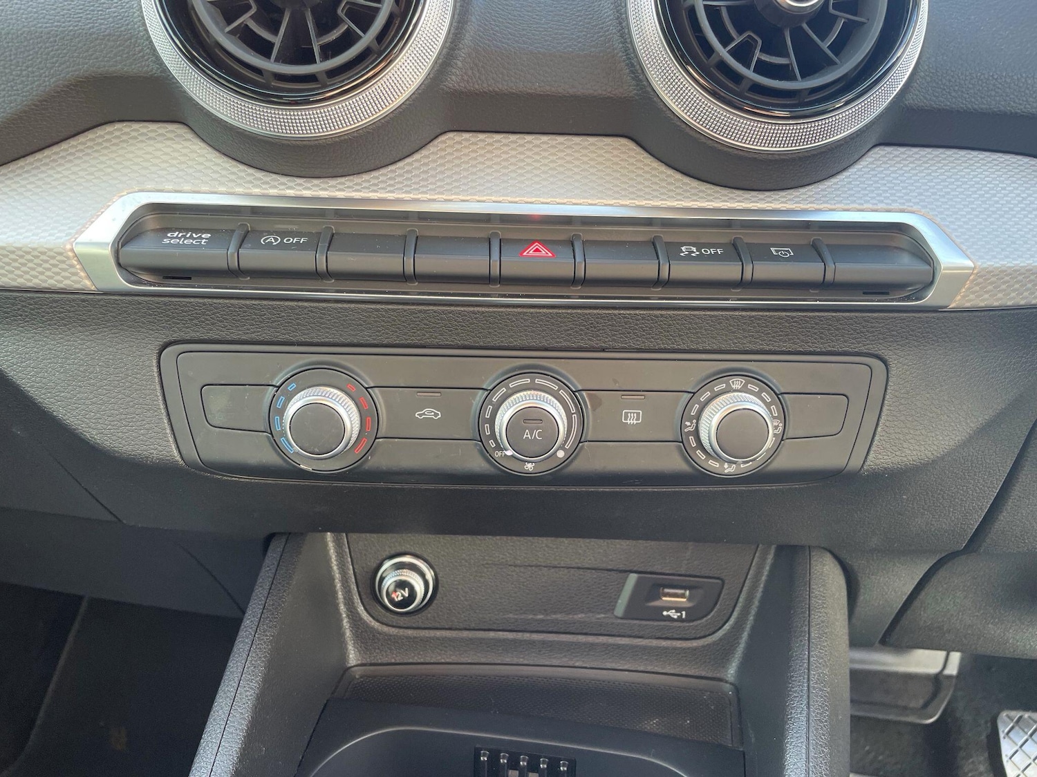 Used Audi Q2 for sale - 78115328: Photo 9