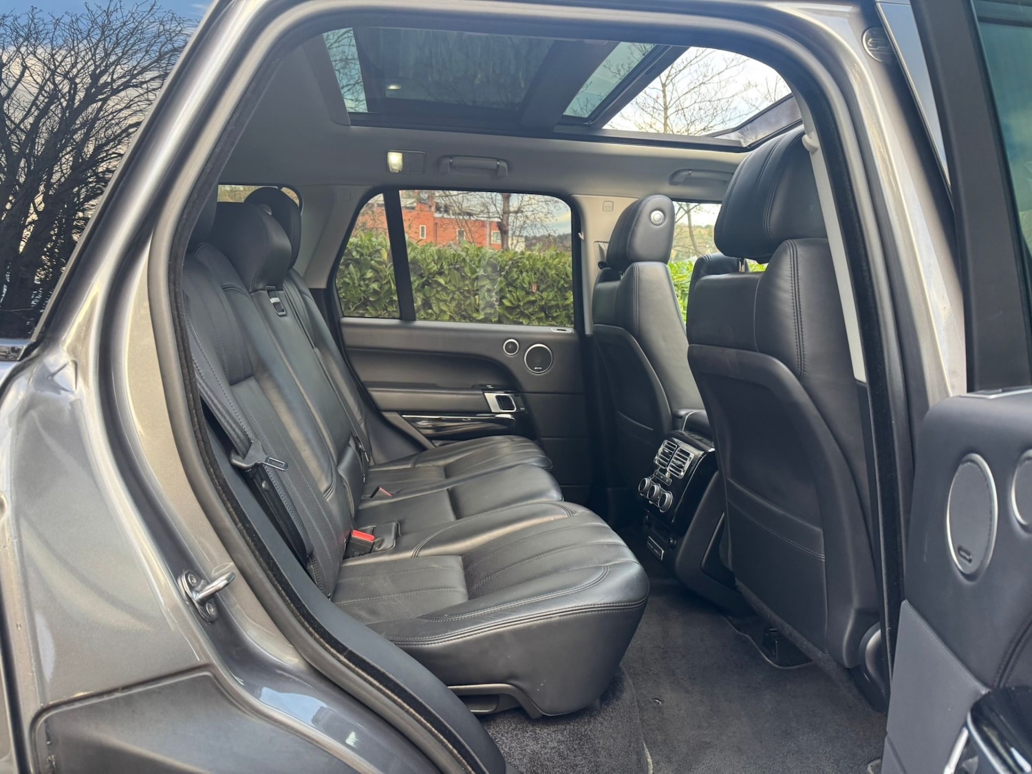 Used Land Rover Range Rover 2015 for sale - 76713440: Photo 4