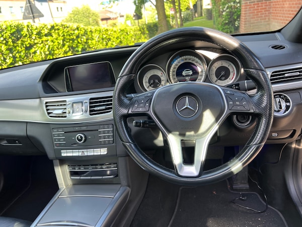 Used Mercedes-Benz E-Class 2015 for sale - 75491492: Photo 14