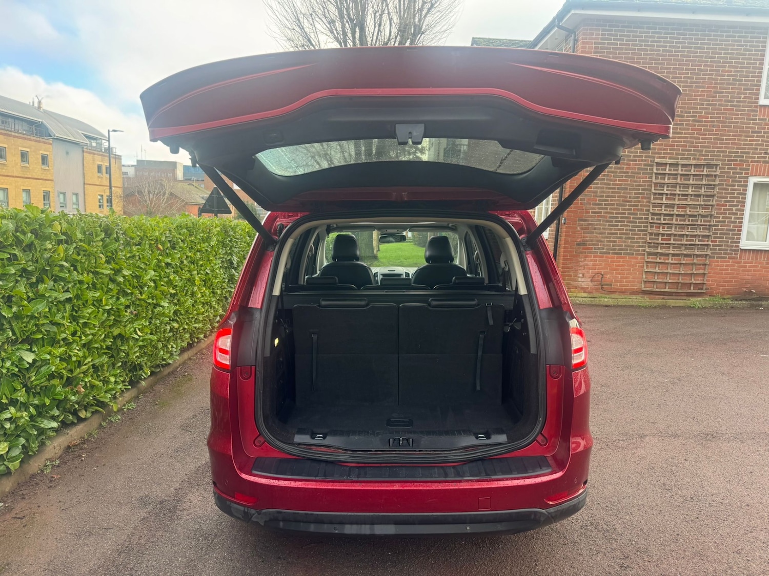 Used Ford Galaxy 2017 for sale - 77230777: Photo 15