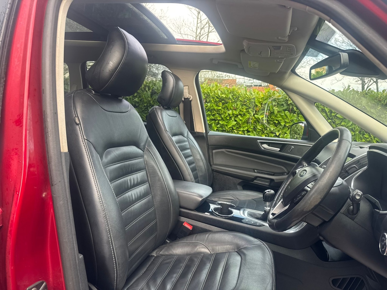 Used Ford Galaxy 2017 for sale - 77230777: Photo 2