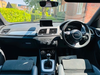 Used Audi Q3 2017 for sale - 79168377: Photo