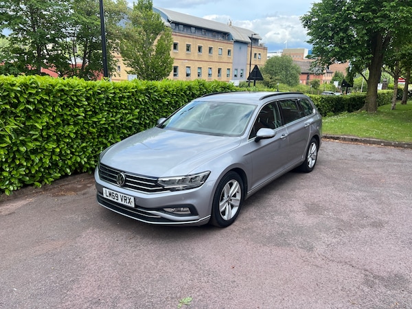 Used Volkswagen Passat 2019 for sale - 75235025: Photo 1