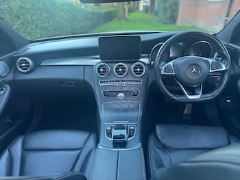 Used Mercedes-Benz C-Class 2018 for sale - 76055850: Photo