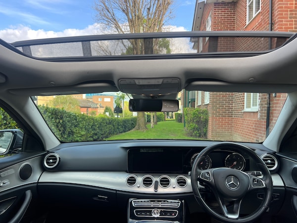 Used Mercedes-Benz E-Class 2018 for sale - 75491501: Photo 2
