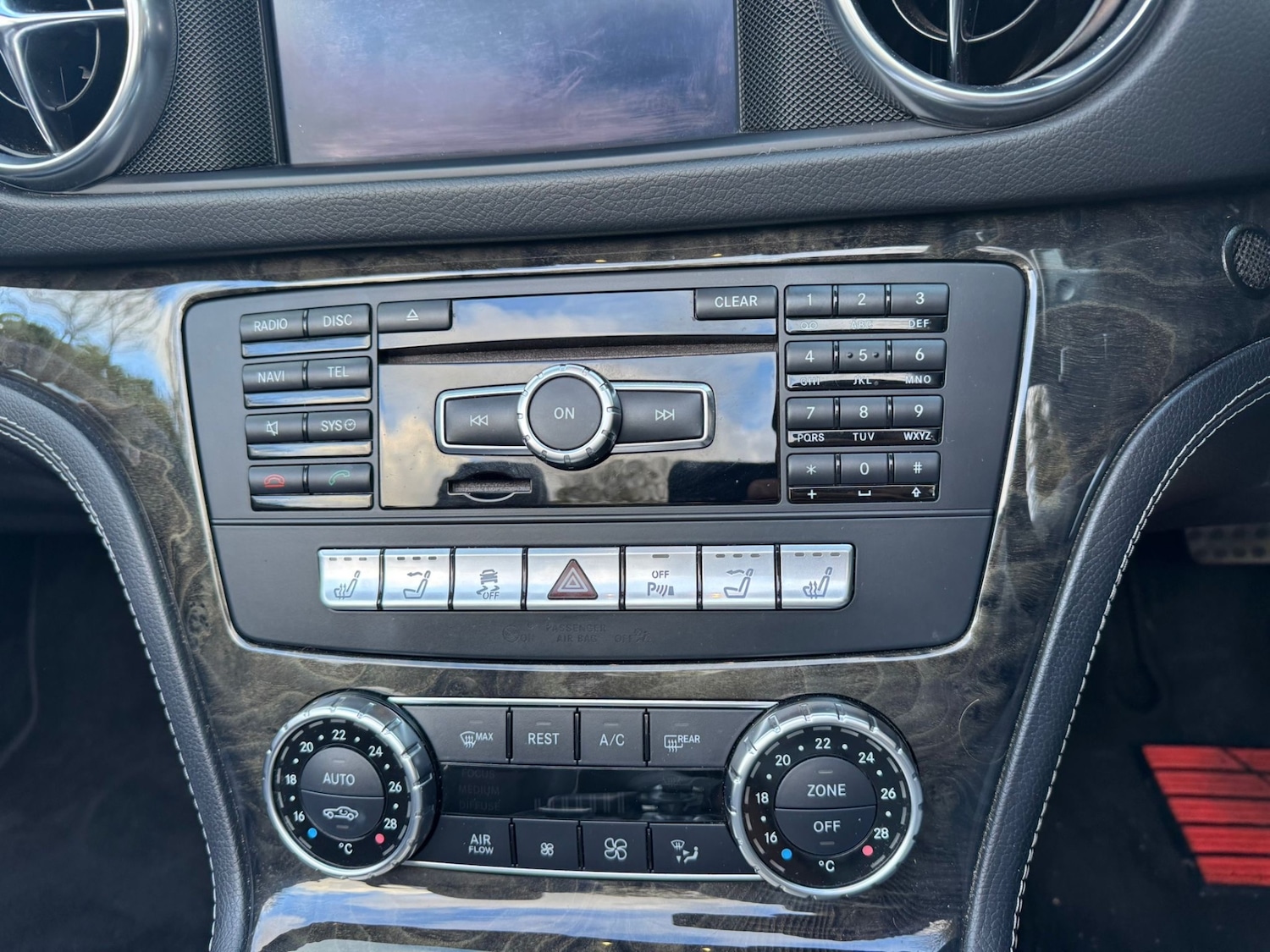 Used Mercedes-Benz SL 2013 for sale - 76472077: Photo 13