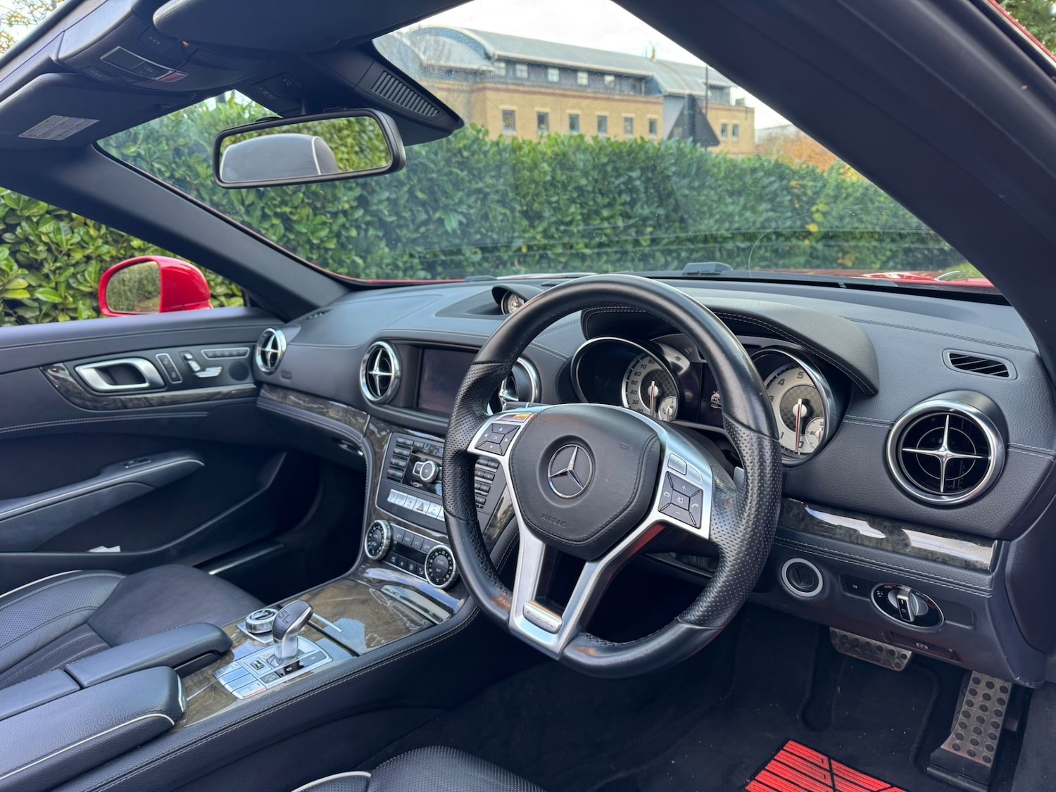 Used Mercedes-Benz SL 2013 for sale - 76472077: Photo 17