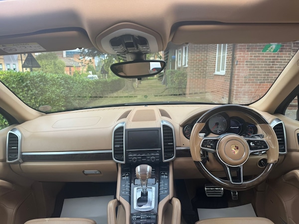 Used Porsche Cayenne 2015 for sale - 75683522: Photo 21