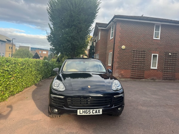 Used Porsche Cayenne 2015 for sale - 75683522: Photo 9