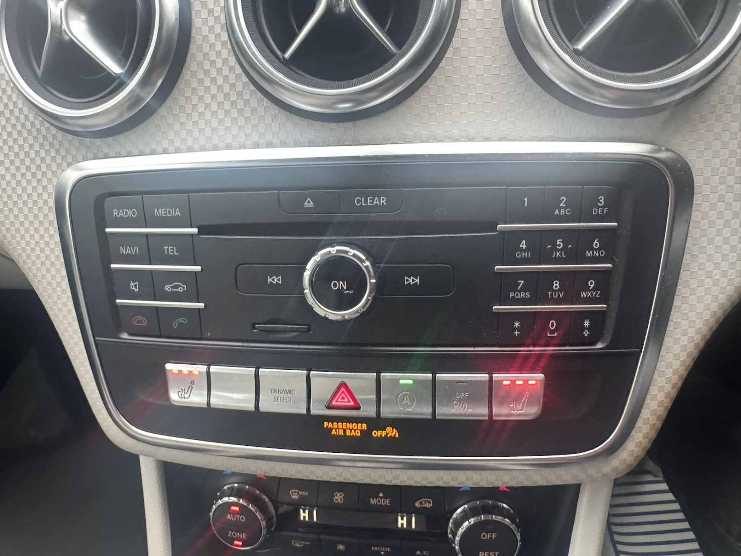 Used Mercedes-Benz A-Class 2016 for sale - 76895020: Photo 16