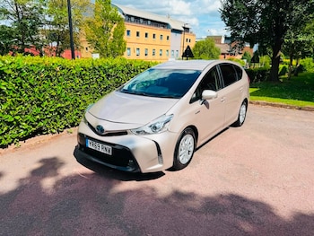 Used Toyota Prius+ 2019 for sale - 79060541: Photo