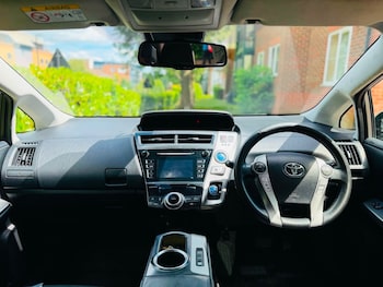 Used Toyota Prius+ 2019 for sale - 79060541: Photo