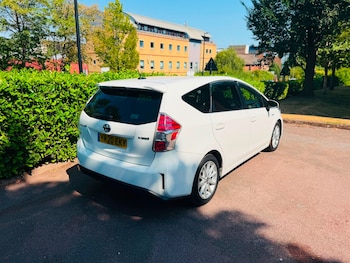 Used Toyota Prius+ 2020 for sale - 79386683: Photo