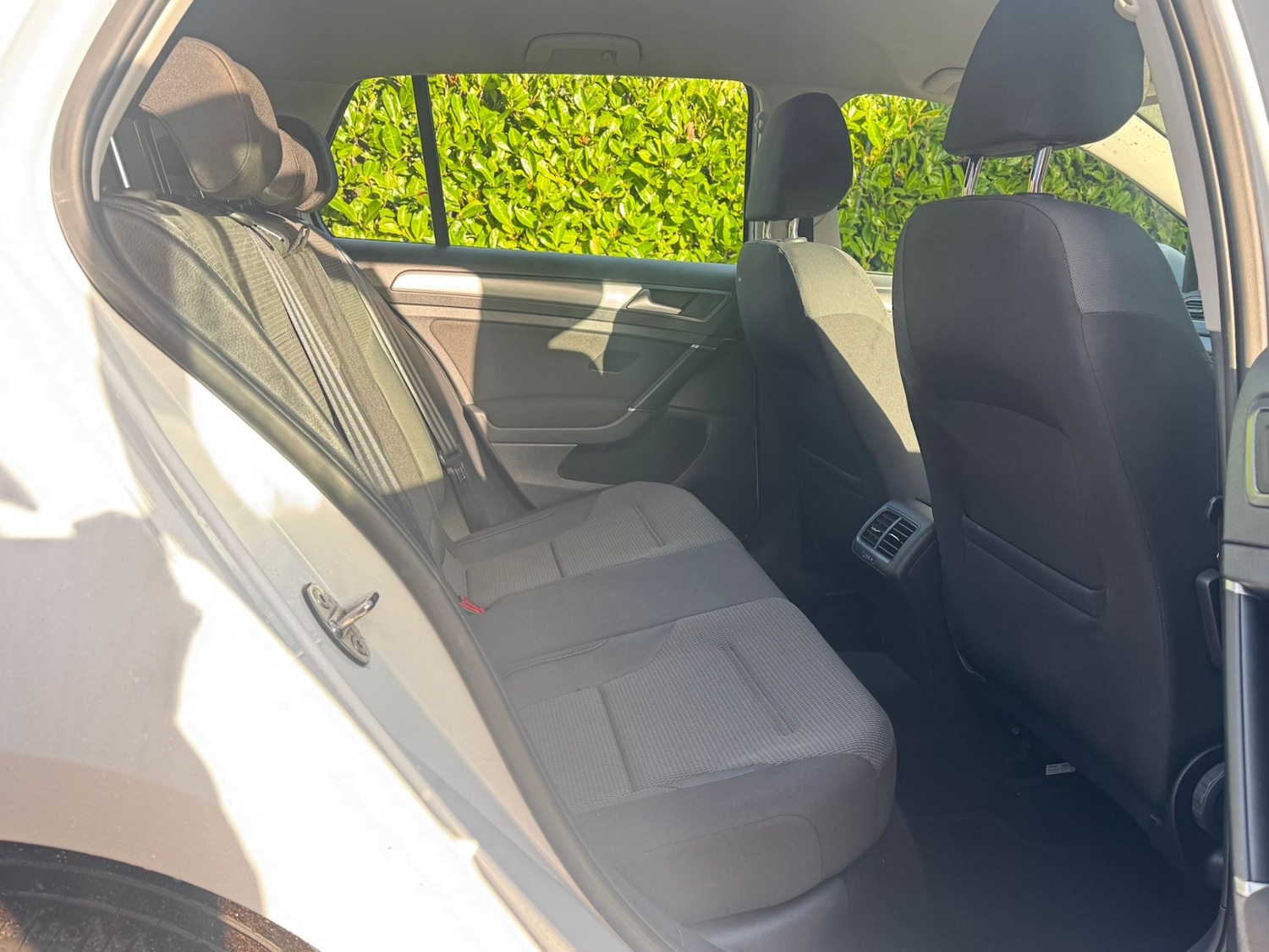 Used Volkswagen Golf 2017 for sale - 76807075: Photo 6