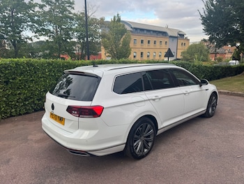 Used Volkswagen Passat 2021 for sale - 75701544: Photo