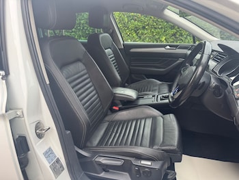 Used Volkswagen Passat 2021 for sale - 75701544: Photo