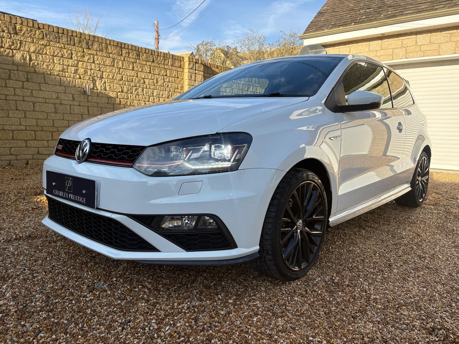 Used Volkswagen Polo 2015 for sale - 77202662: Photo 11