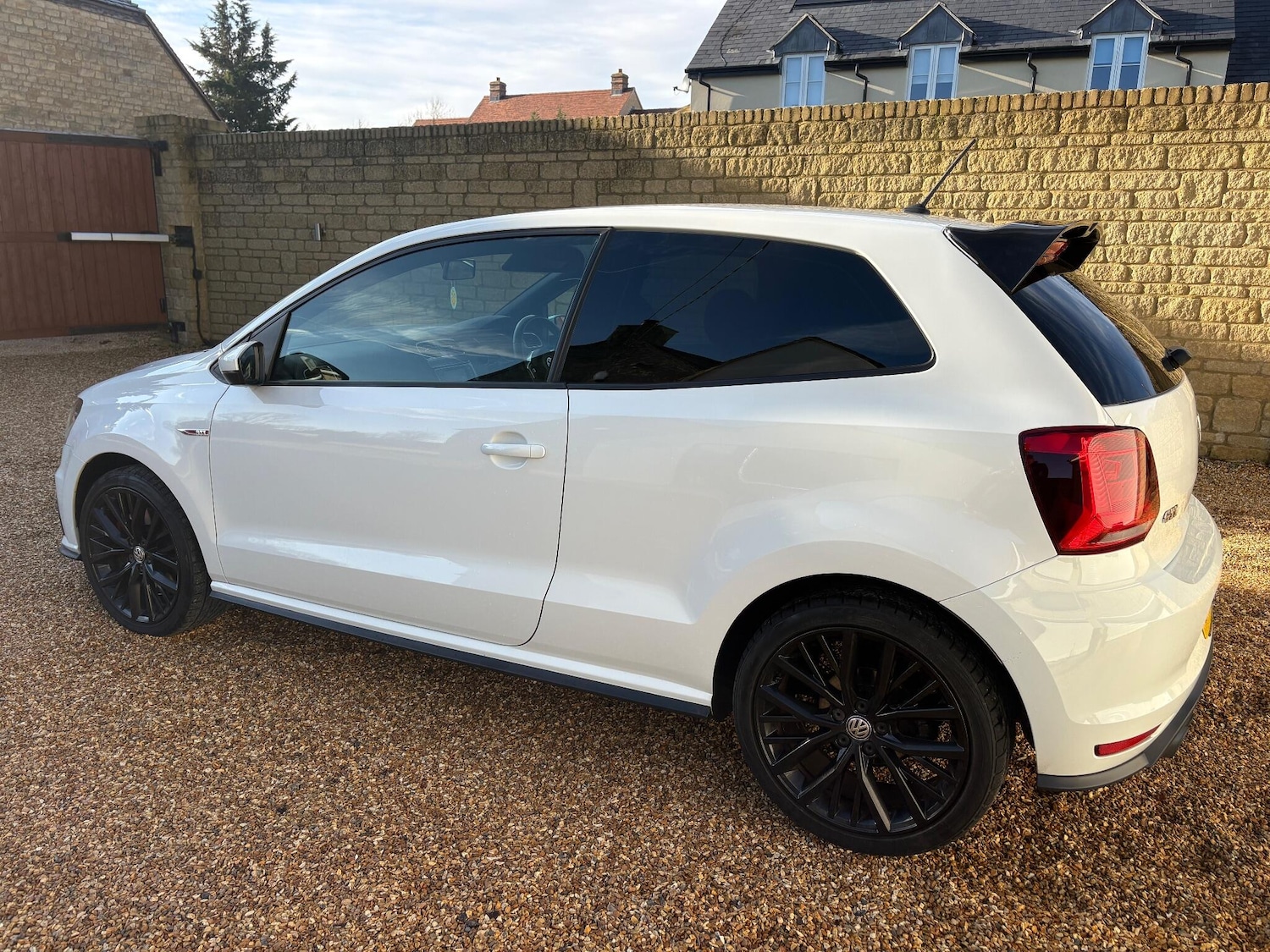 Used Volkswagen Polo 2015 for sale - 77202662: Photo 12