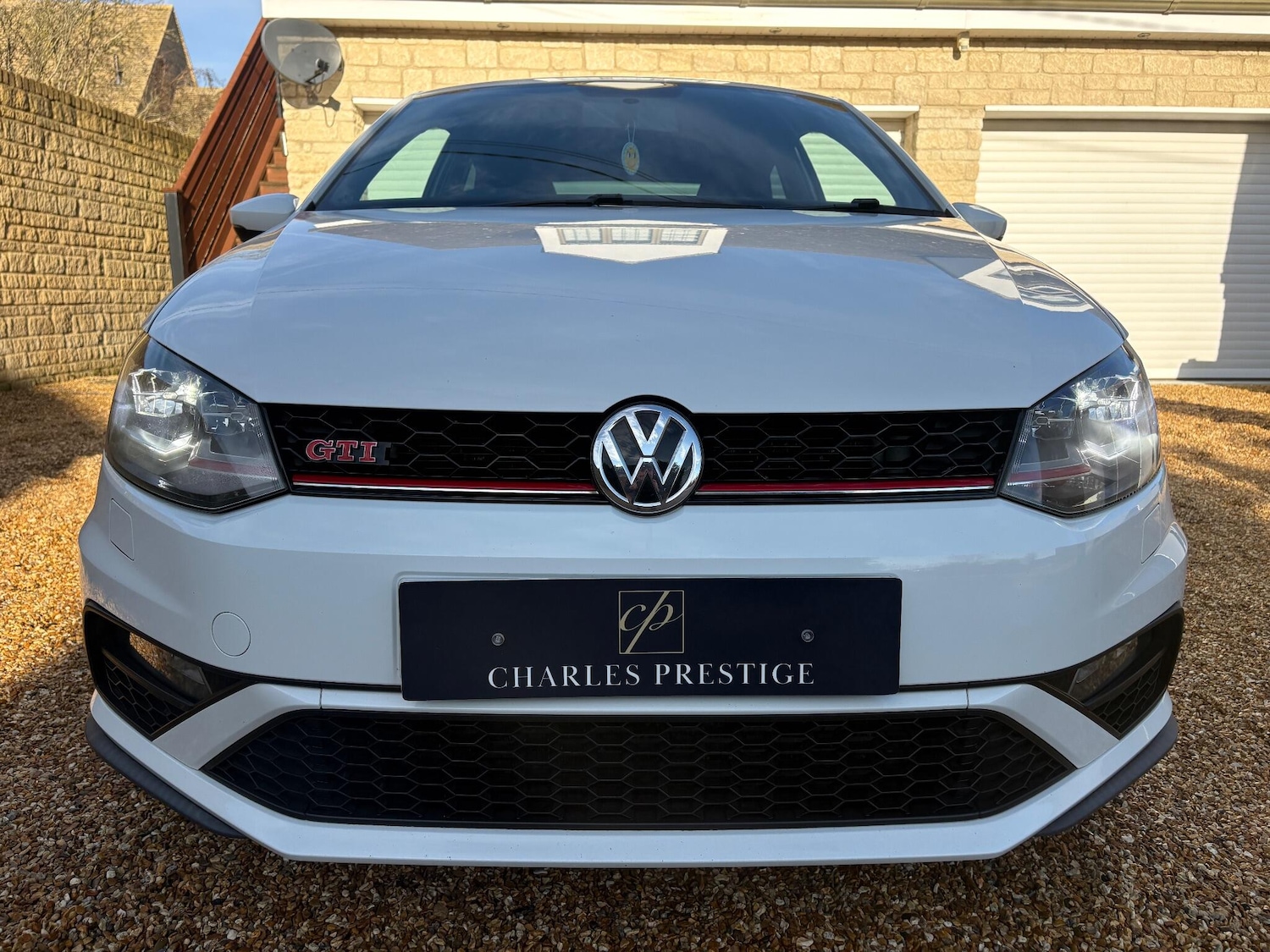 Used Volkswagen Polo 2015 for sale - 77202662: Photo 15