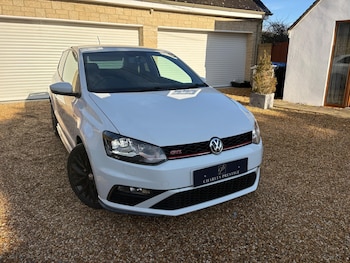 Used Volkswagen Polo 2015 for sale - 77202662: Photo