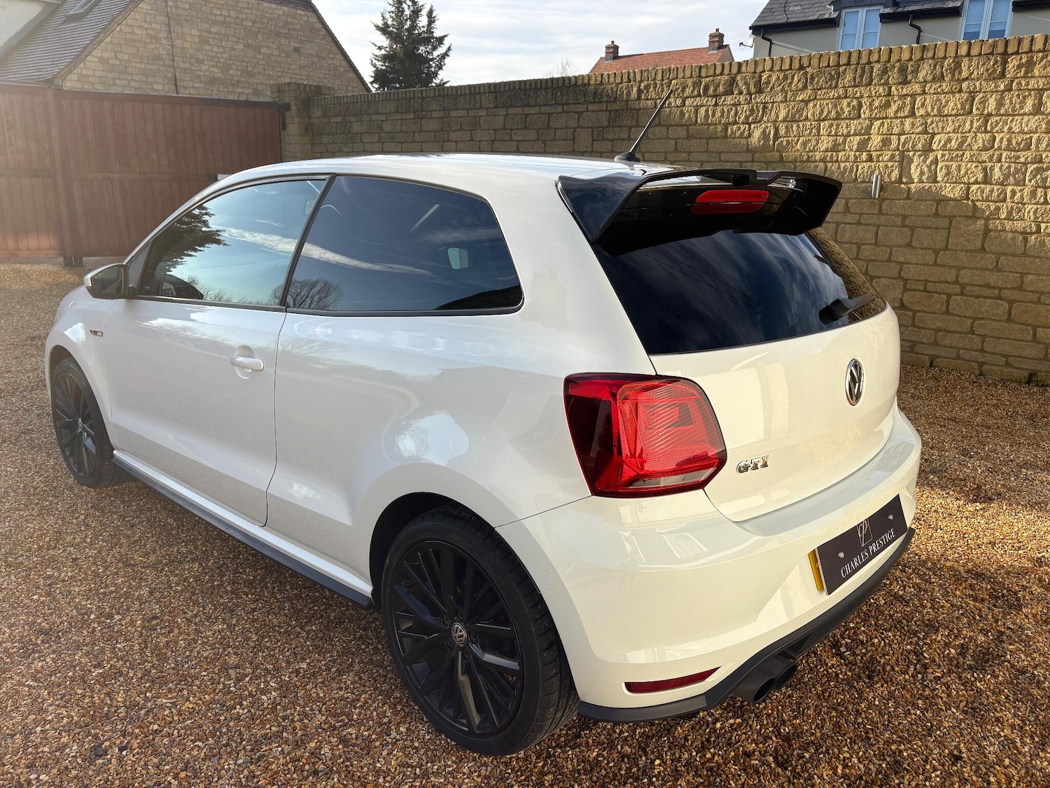 Used Volkswagen Polo 2015 for sale - 77202662: Photo 29