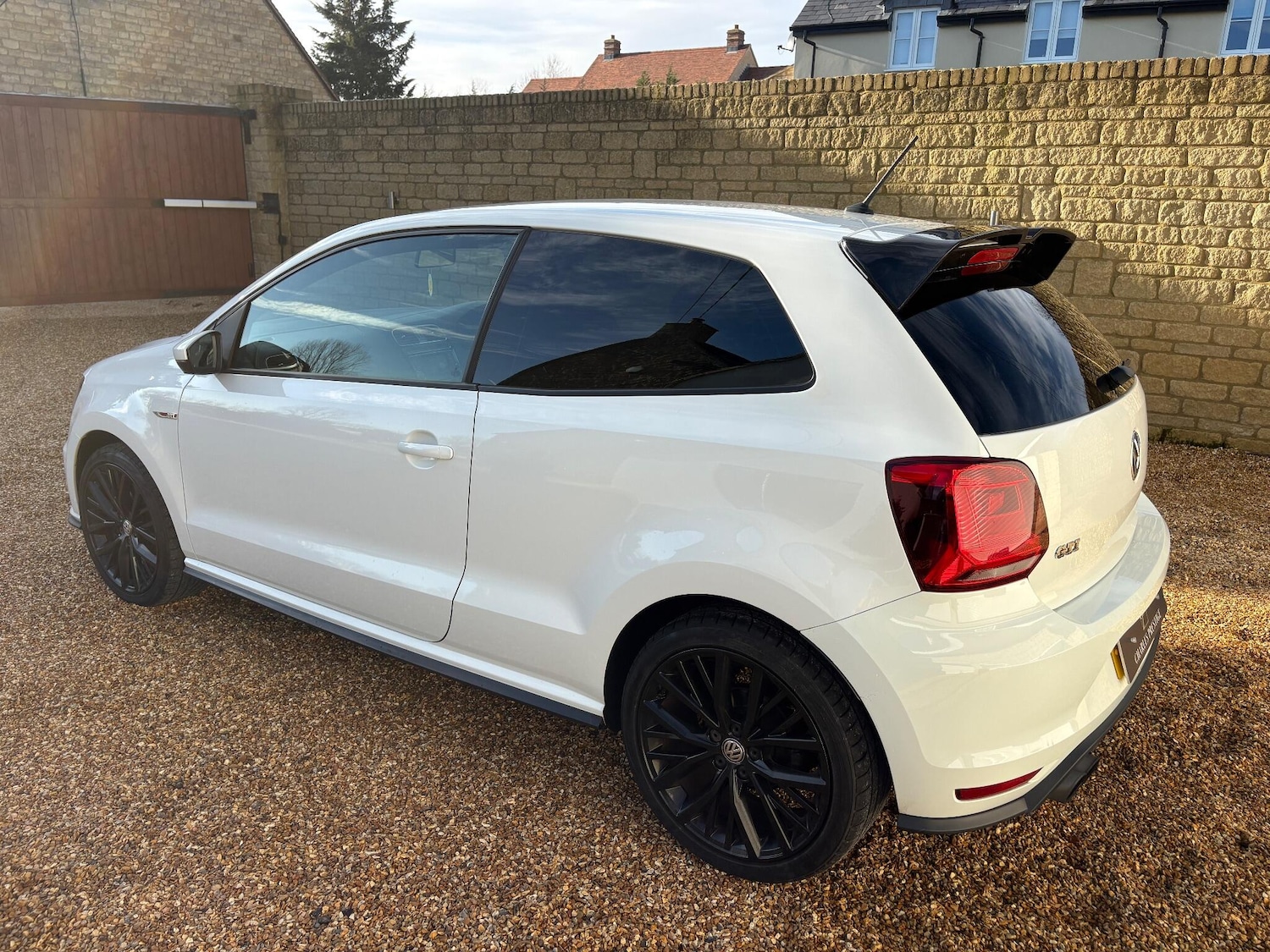 Used Volkswagen Polo 2015 for sale - 77202662: Photo 35