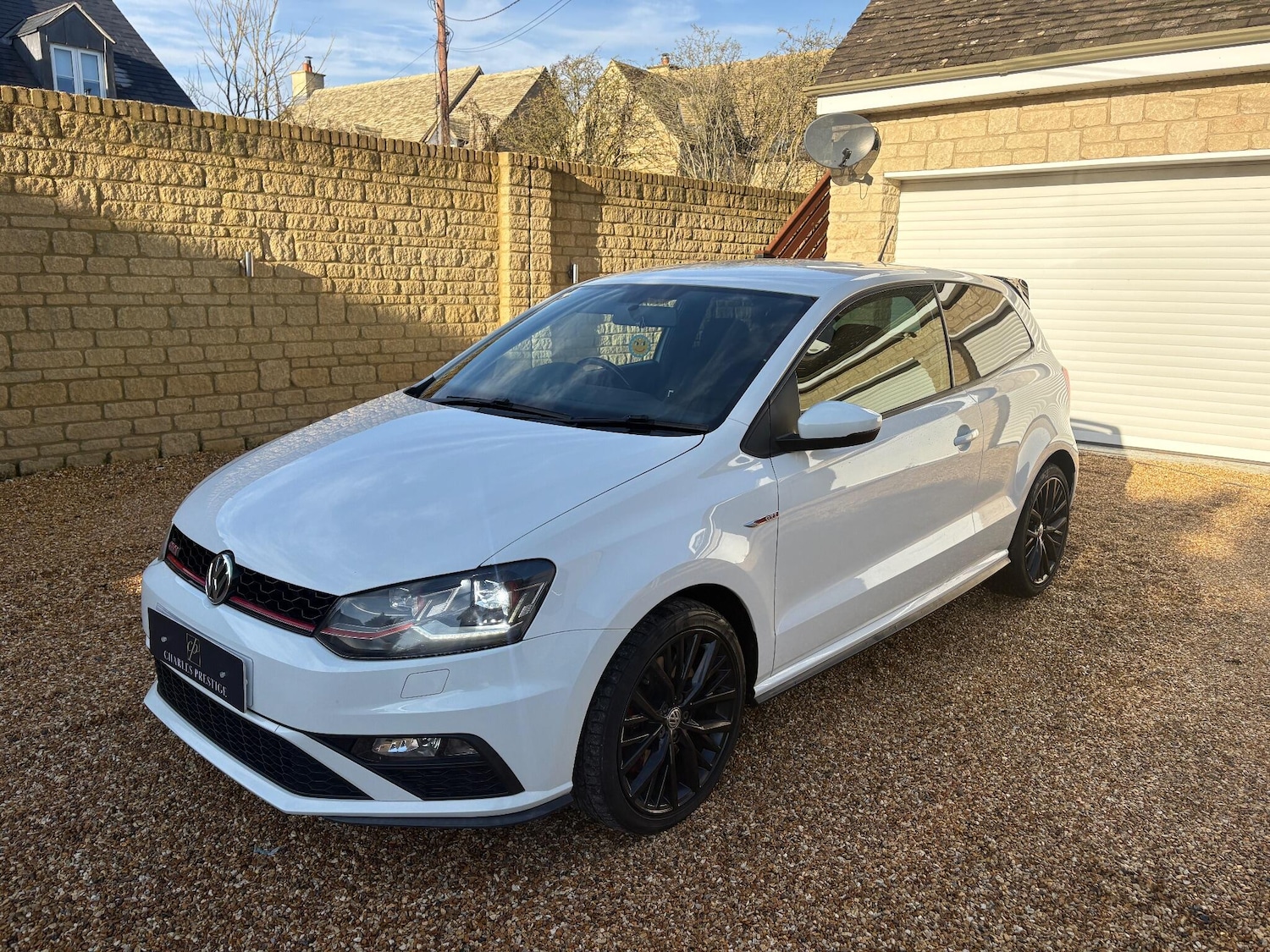 Used Volkswagen Polo 2015 for sale - 77202662: Photo 5