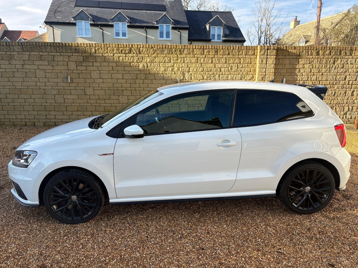 Used Volkswagen Polo 2015 for sale - 77202662: Photo 8