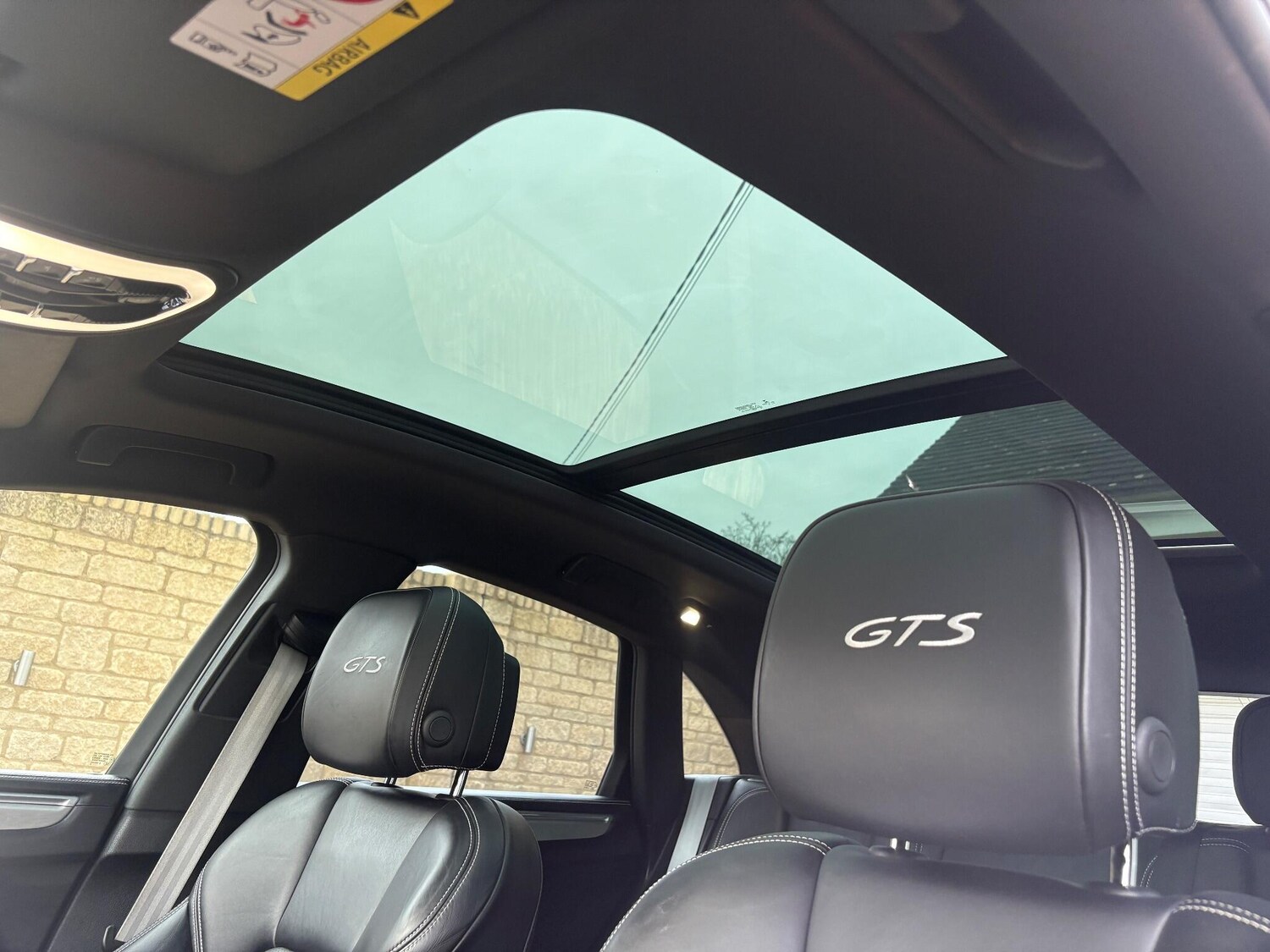 Used Porsche Macan for sale - 76689968: Photo 32