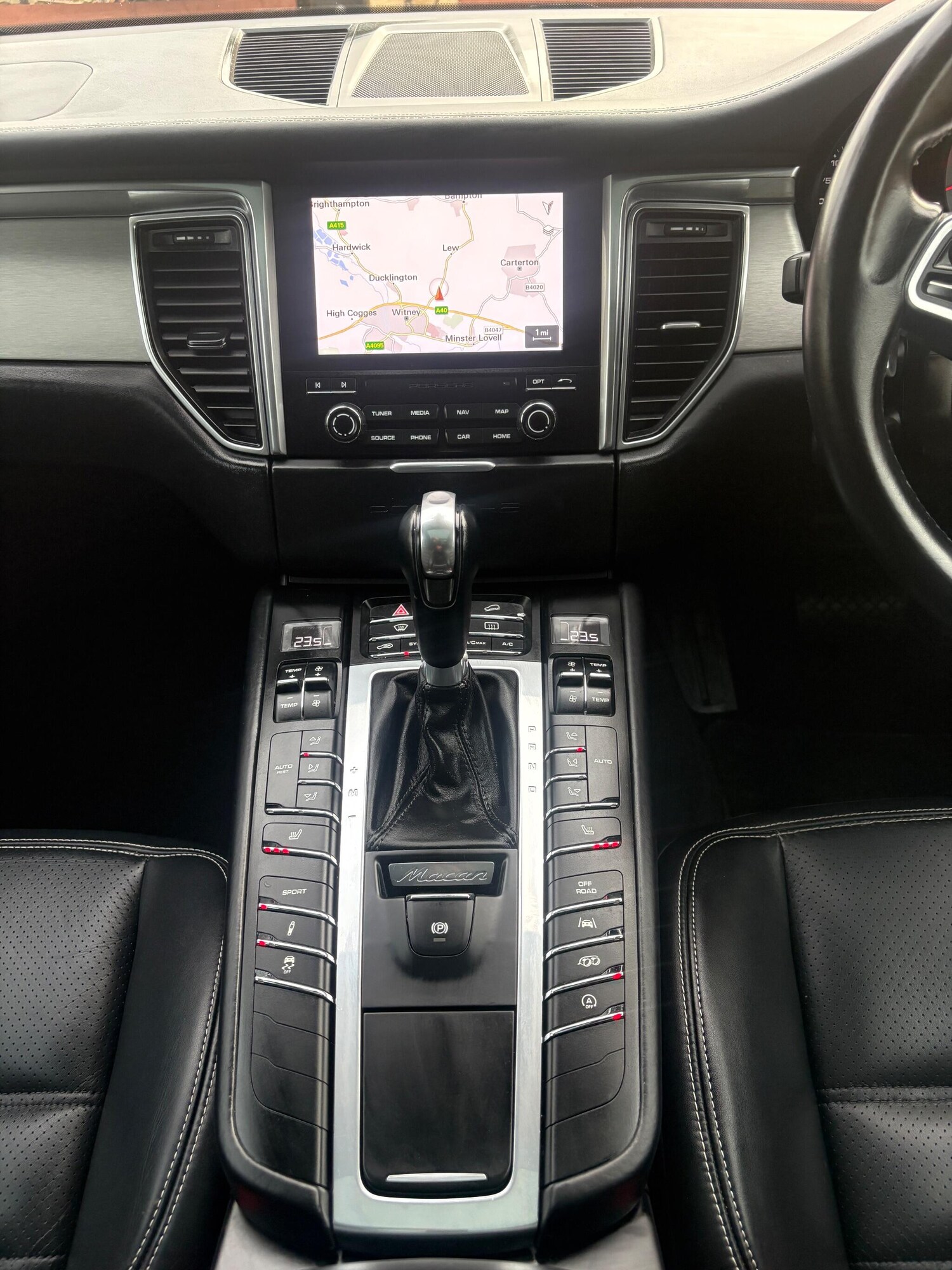 Used Porsche Macan for sale - 76689968: Photo 33